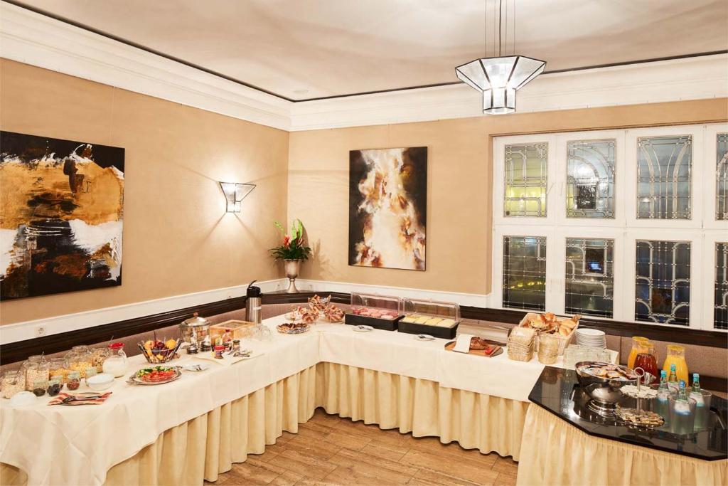Nápoje v ubytování Hotel zur Post