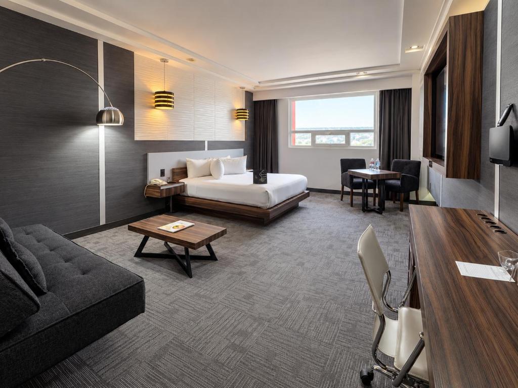 Suites Inn la Muralla Hotel & Spa - 