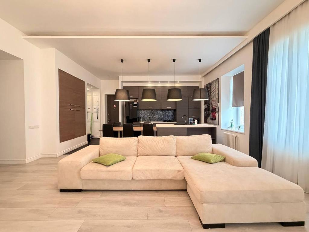 Old City 2-bedrooms Apartment головне фото