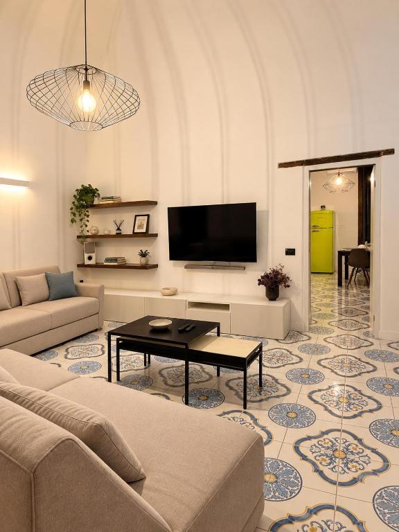 Toledo Maiolica House