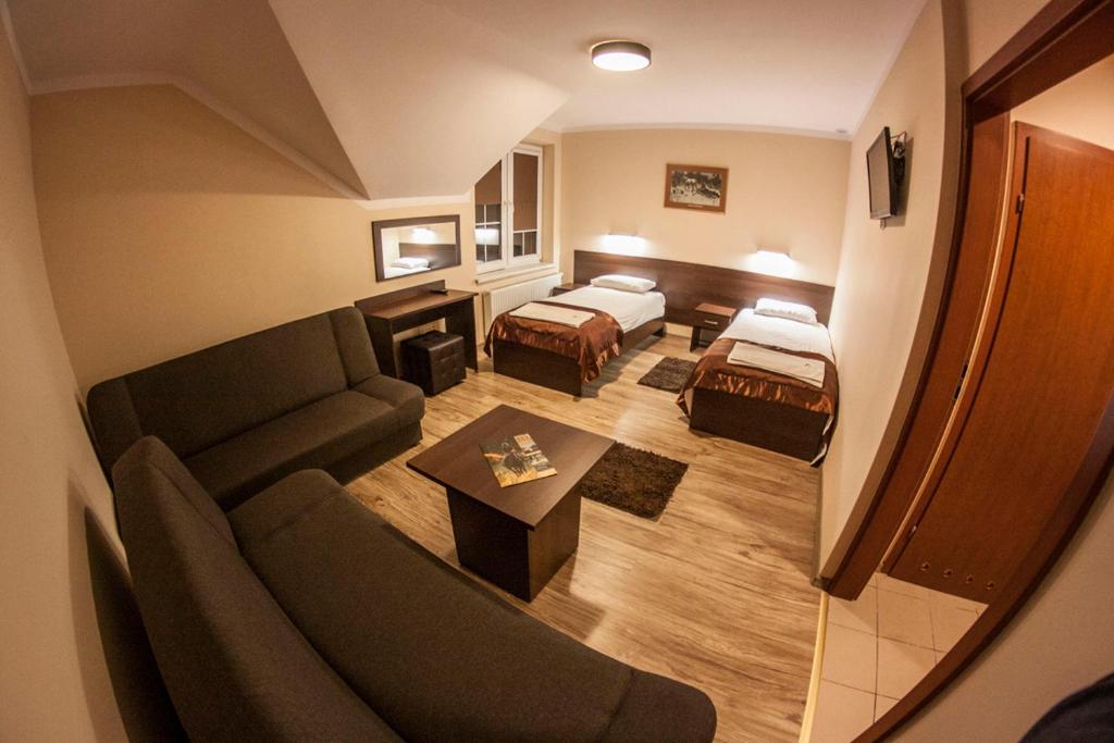 Pensjonat i Klub Jeździecki Michelin - Quadruple Room With Private Bathroom