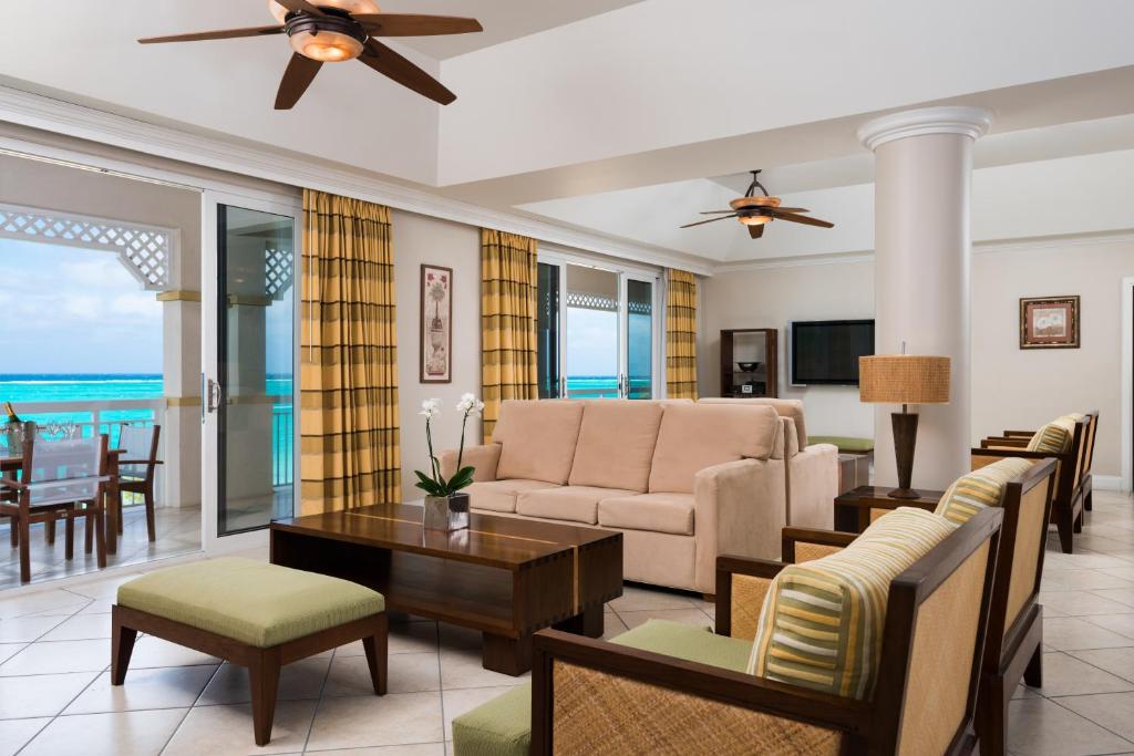 Alexandra Resort - All Inclusive - Suite King En Bord De Mer à Quatre Chambres