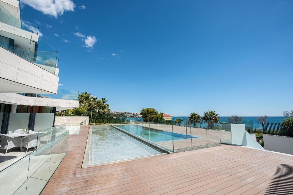 ViVi Homes - Ocean Pearl - Sea View - Pool - Terrace