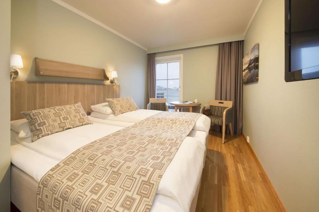 Travel Proud Sustainability certification Scandic Svolvær - Chambre Double à Deux Lits