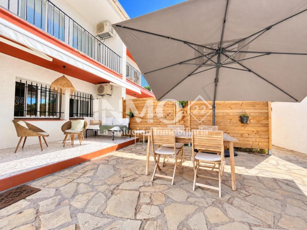 Planta baja con gran jardín privado 119B - INMO22