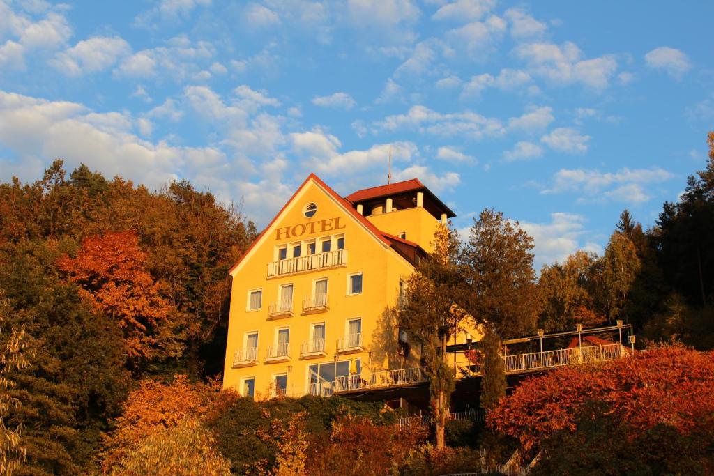 Budova, kde se hotel nachází