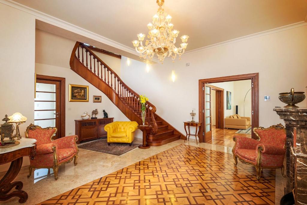 Posedenie v ubytovaní Villa Diocletian