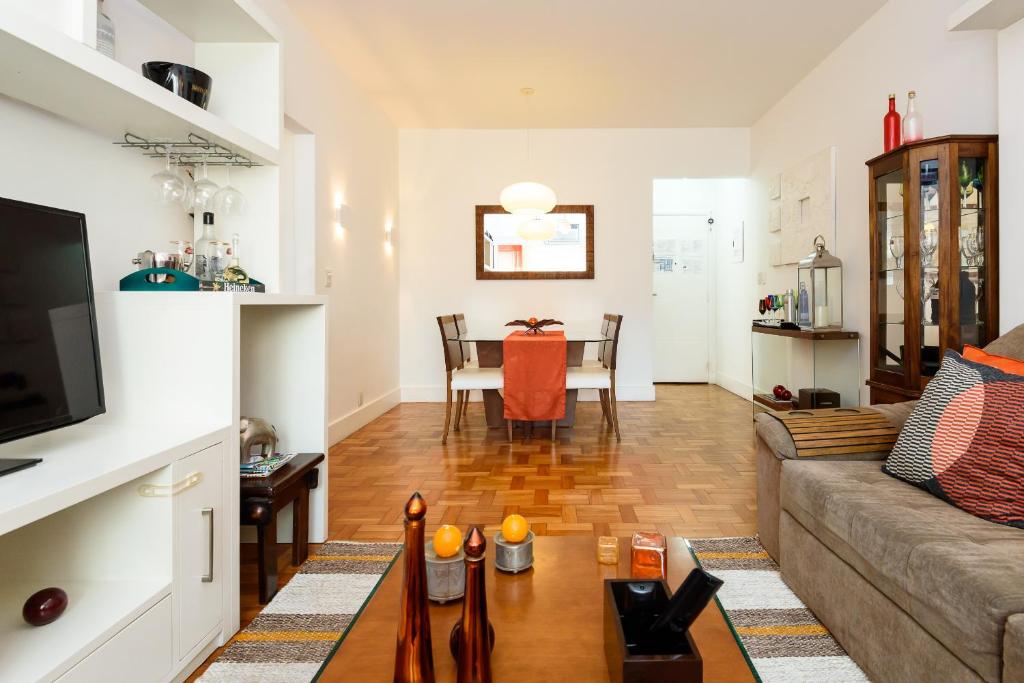  Copacabana Beach Amazing Lux 2 Bedroom Apartment