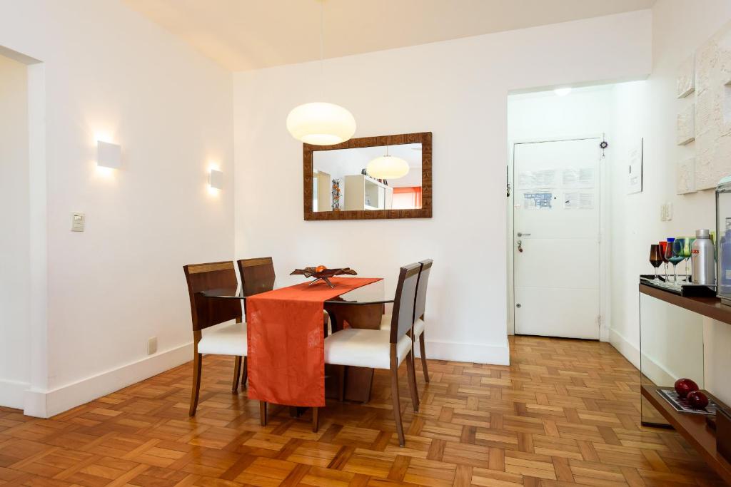  Copacabana Beach Amazing Lux 2 Bedroom Apartment
