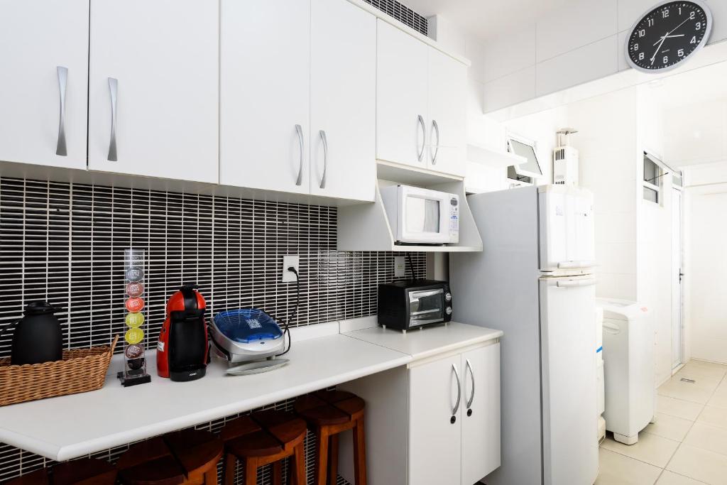  Copacabana Beach Amazing Lux 2 Bedroom Apartment