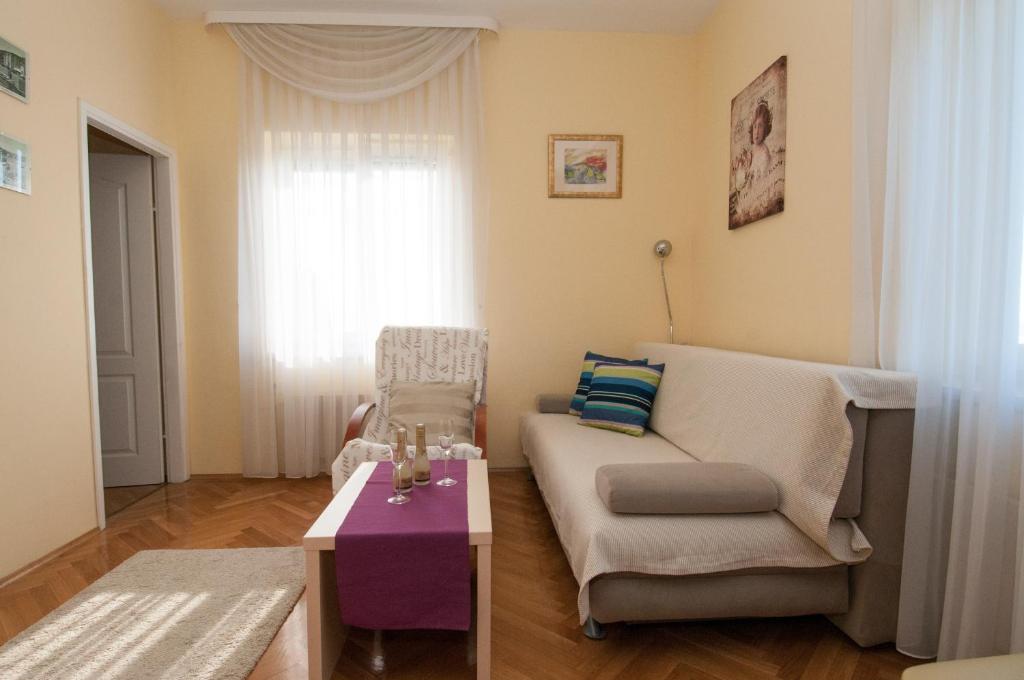 Iva 1, wonderful view of Kvarner Bay - Two-Bedroom Apartment