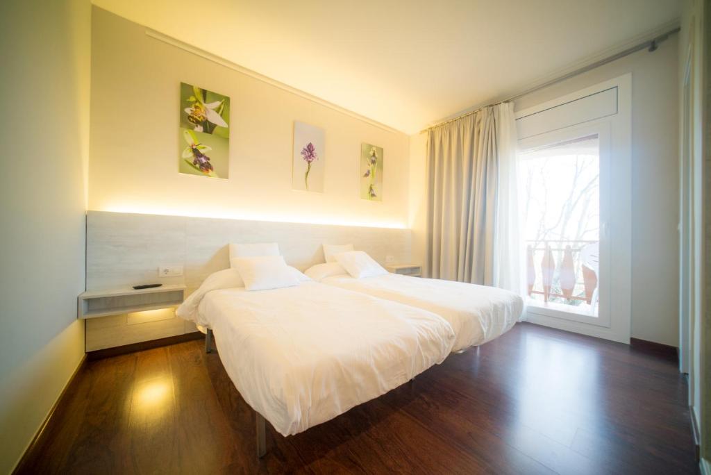 El Pi de Sant Just - Habitacions i Apartaments, Solsona ...