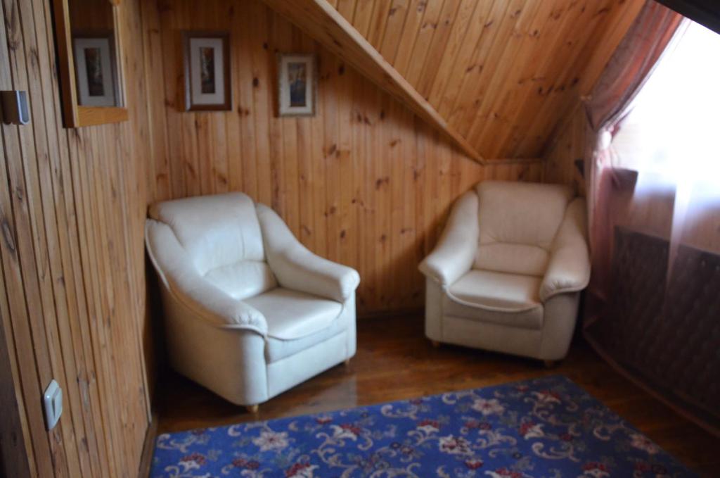 Chumatskiy Shlyah - Family Room With Private Bathroom
