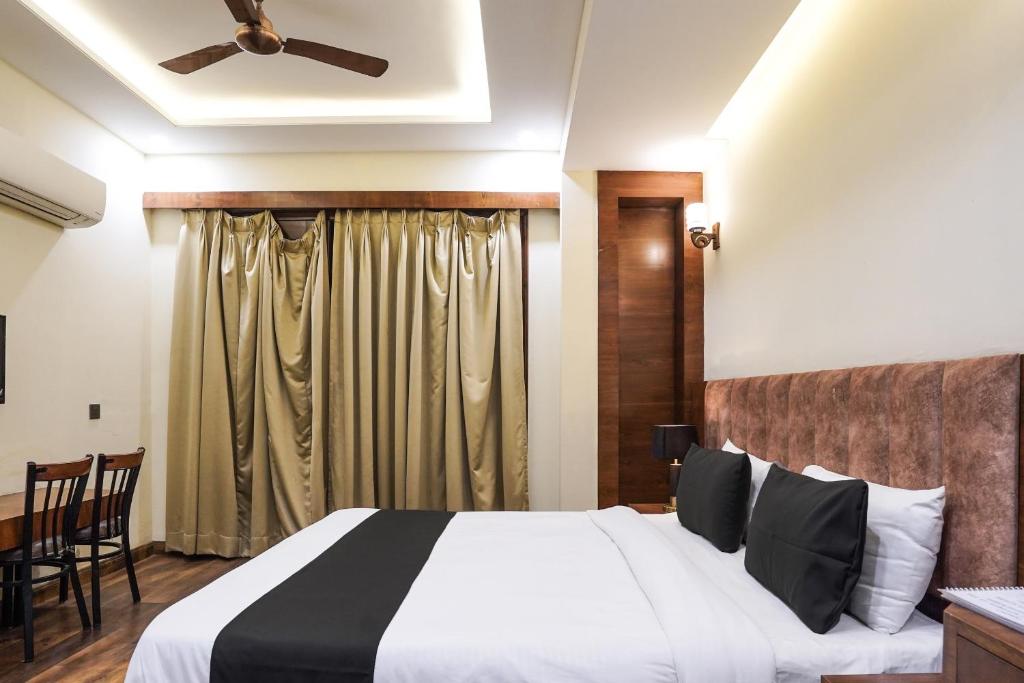 فضای داخلی Hotel Shivaay Palace Near Airport & Aerocity در دهلی نو - تصویر ۳