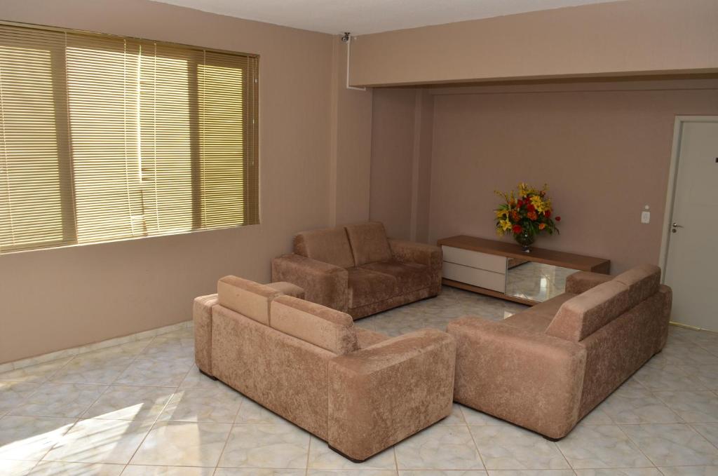  Hotel Real
