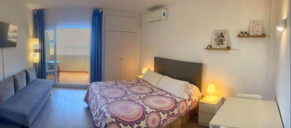 Cozy Studio in Malaga with Extra Beds