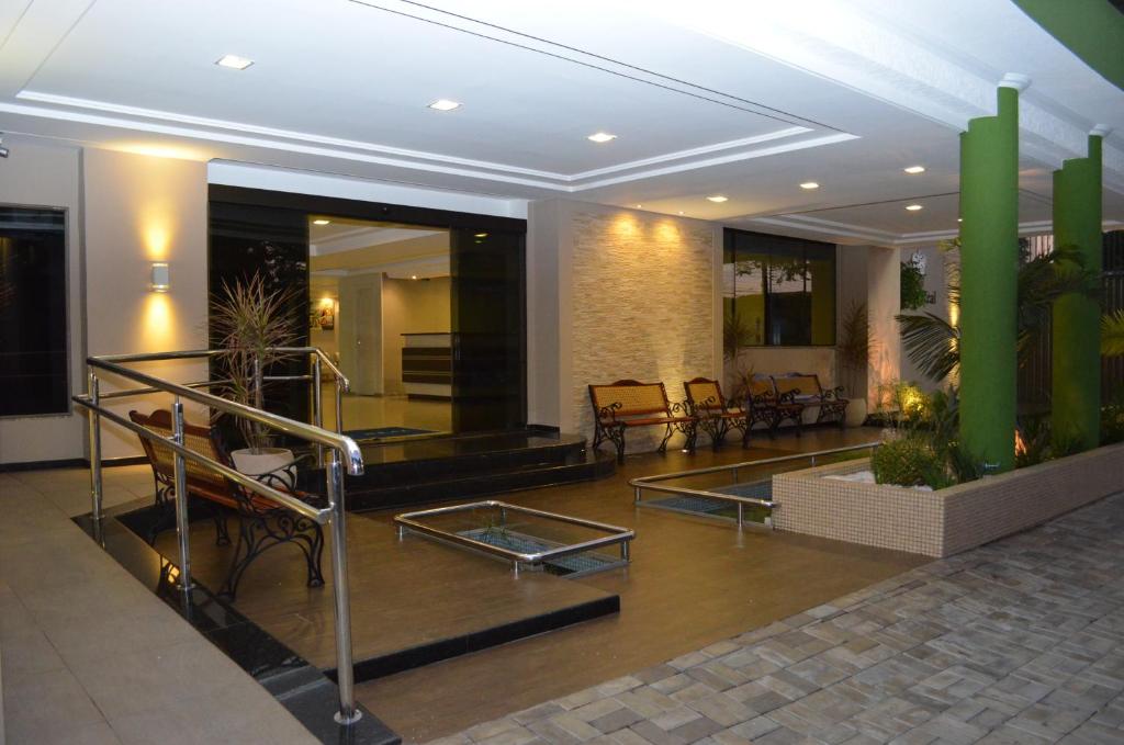  Hotel Real