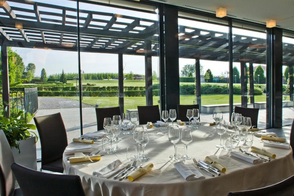 Restaurace v ubytování Albergo dell'Agenzia
