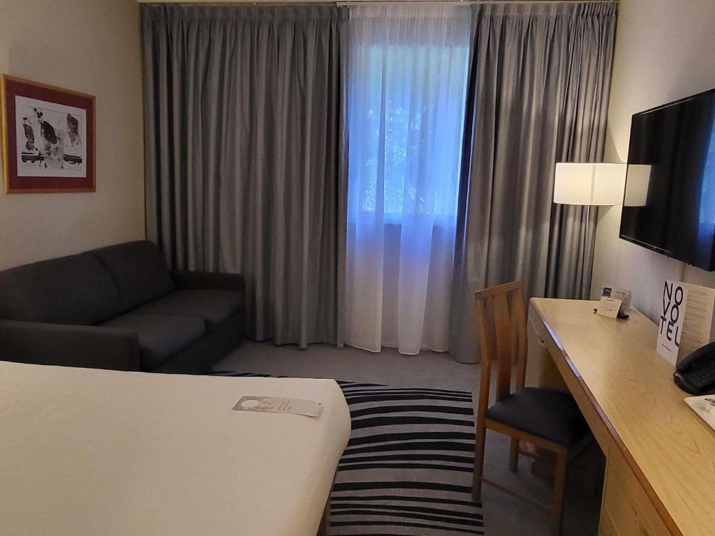 Novotel Manchester West - 