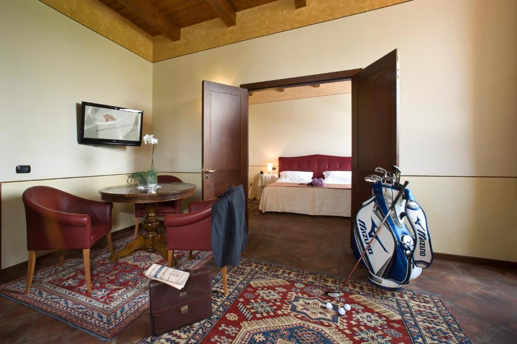 Postel nebo postele na pokoji v ubytování Albergo dell'Agenzia