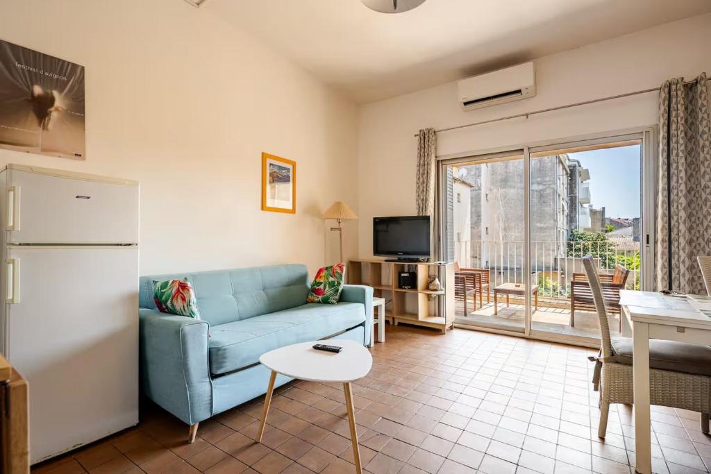 T2 avec balcon Cœur historique Avignon Intramuros