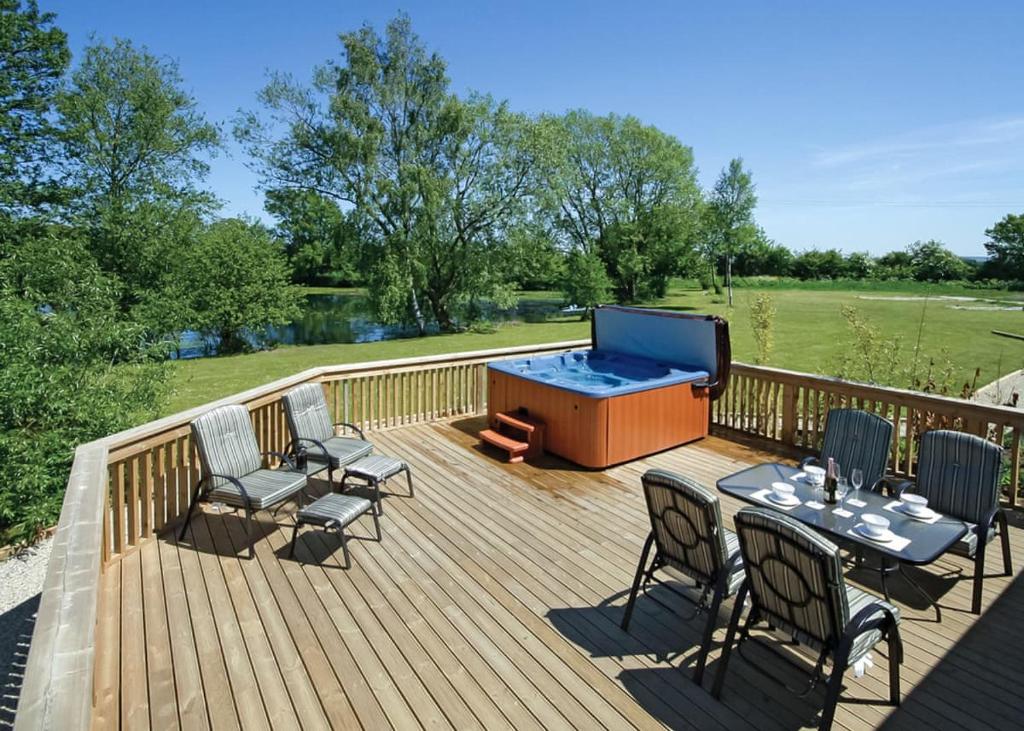 Pickering Lodges - Housity