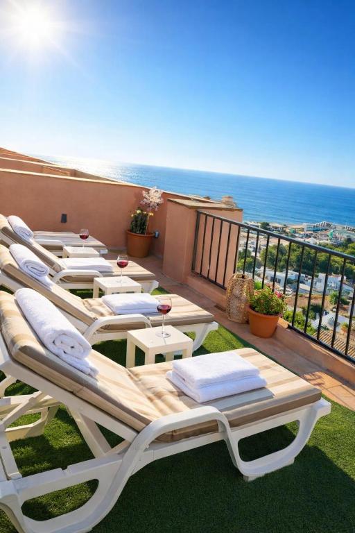 Penthouse beach apartment