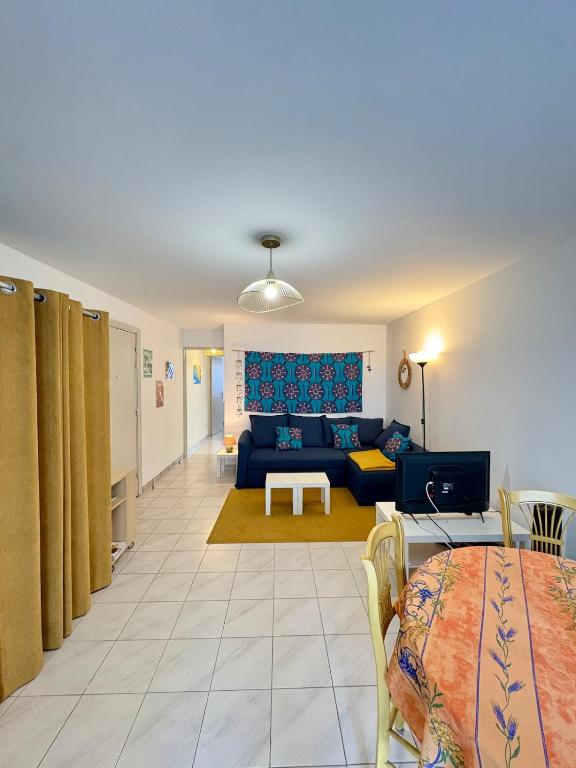 Centre ville, Appartement cosy et parking privé