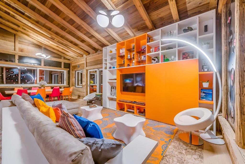Luxury Chalet Chamonix with Pool & Sauna