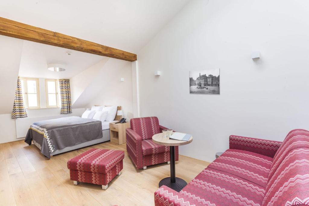 Hotel At the White Lily - 11