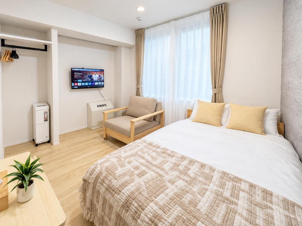 QC301, Newly Built in 2026, Oku-Asakusa Stay for Friends, Double Bed & Sofa Bed, Up to 3 Guests, Senso-ji 9 Minutes, Bus Stop 2 Minutes