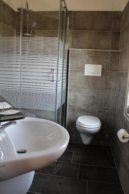 Koupelna v ubytování Alla Bianca Hotel