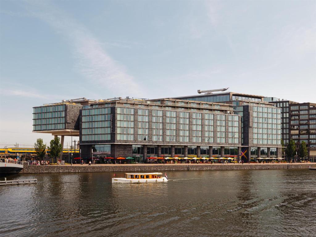 DoubleTree by Hilton Amsterdam Centraal Station