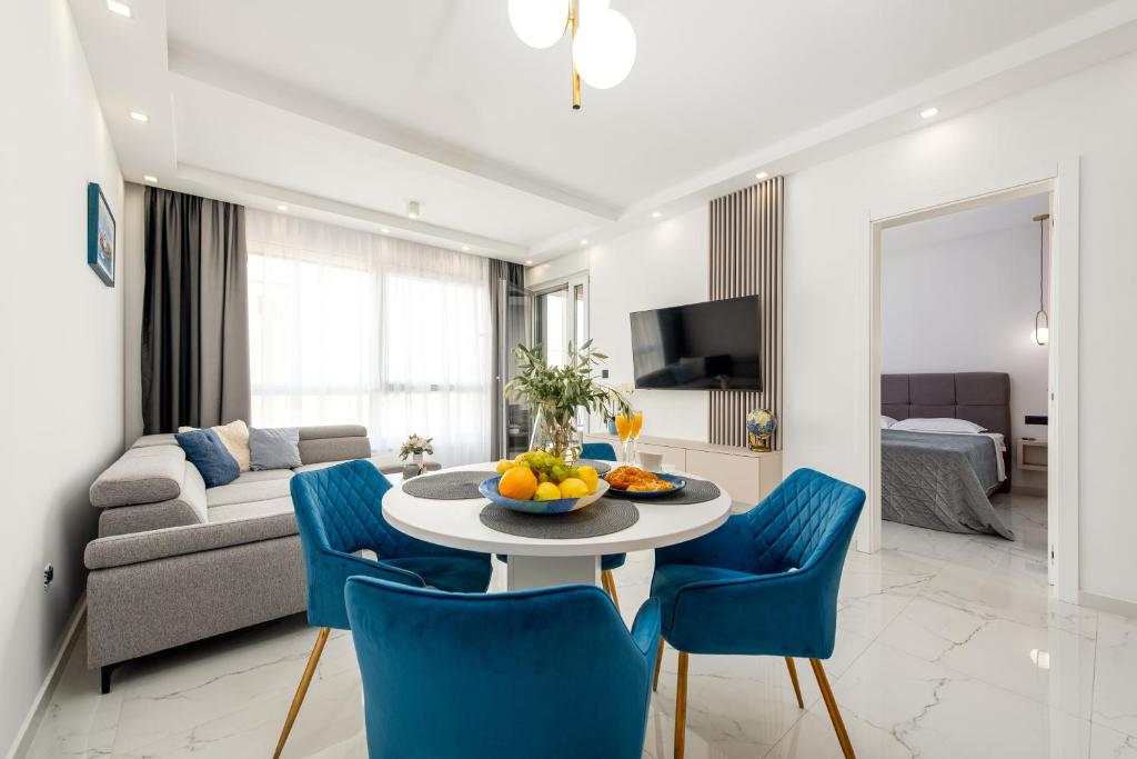 Apartment "Cesarica" - 5 Min Walk to Beach