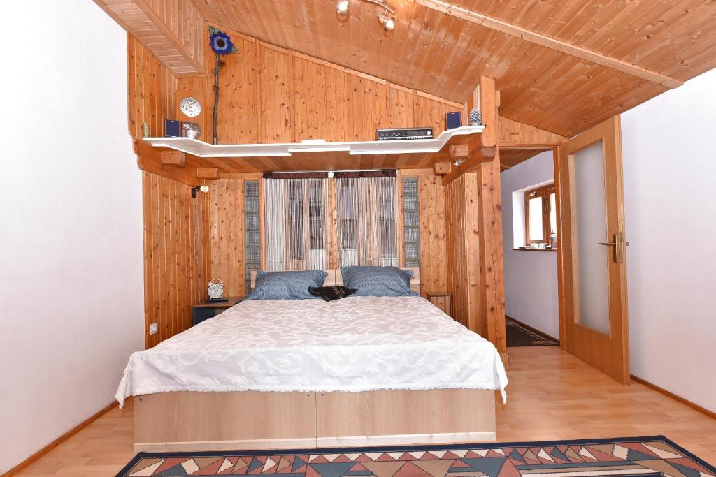 Posteľ alebo postele v izbe v ubytovaní Apartment Tome Diklo