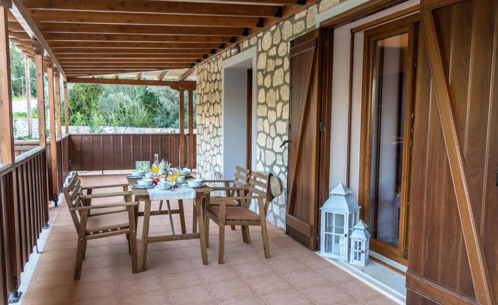 Balkón nebo terasa v ubytování Aletro Villa