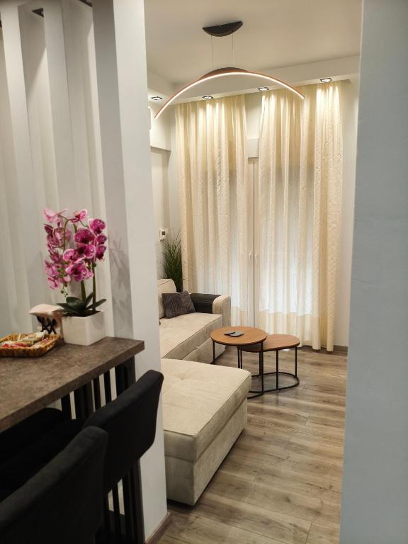 EY CENTRAL Apartment