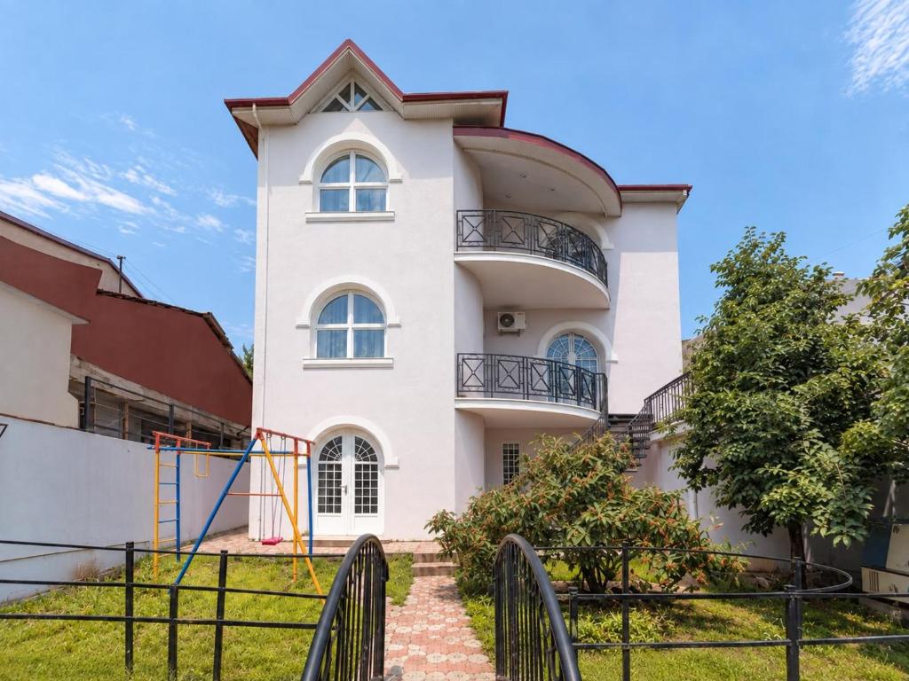 Casa 52 در تفلیس