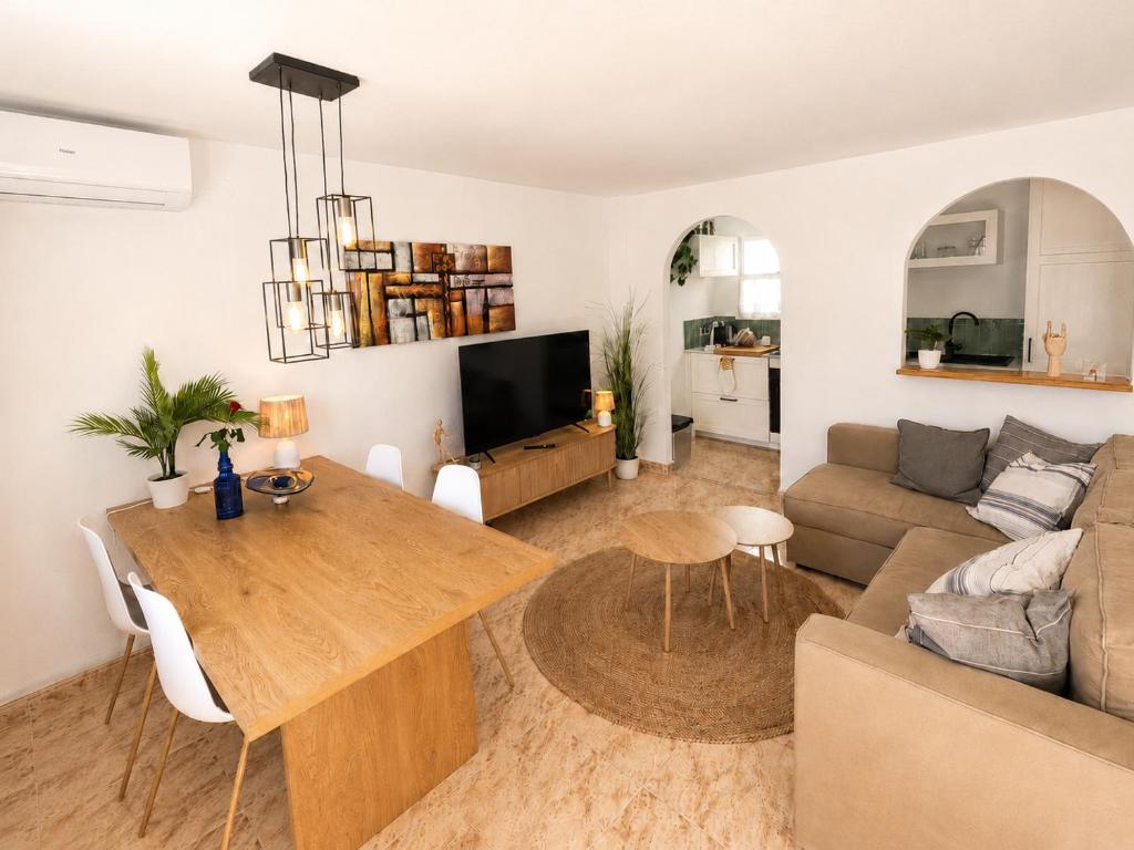 Penthous appartment - 350m from the beach
