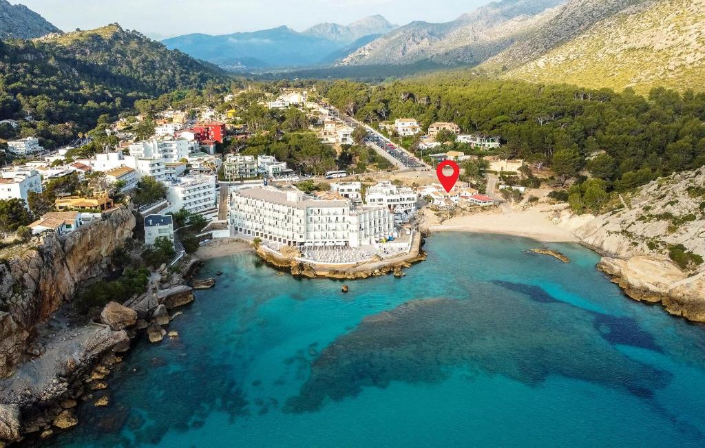 Nice Home In Pollença With House Sea View