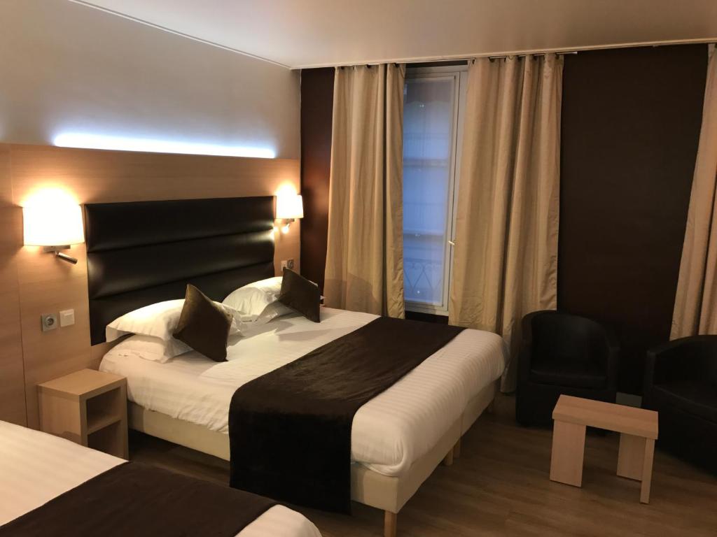 Unic Renoir Saint Germain - Resim 30