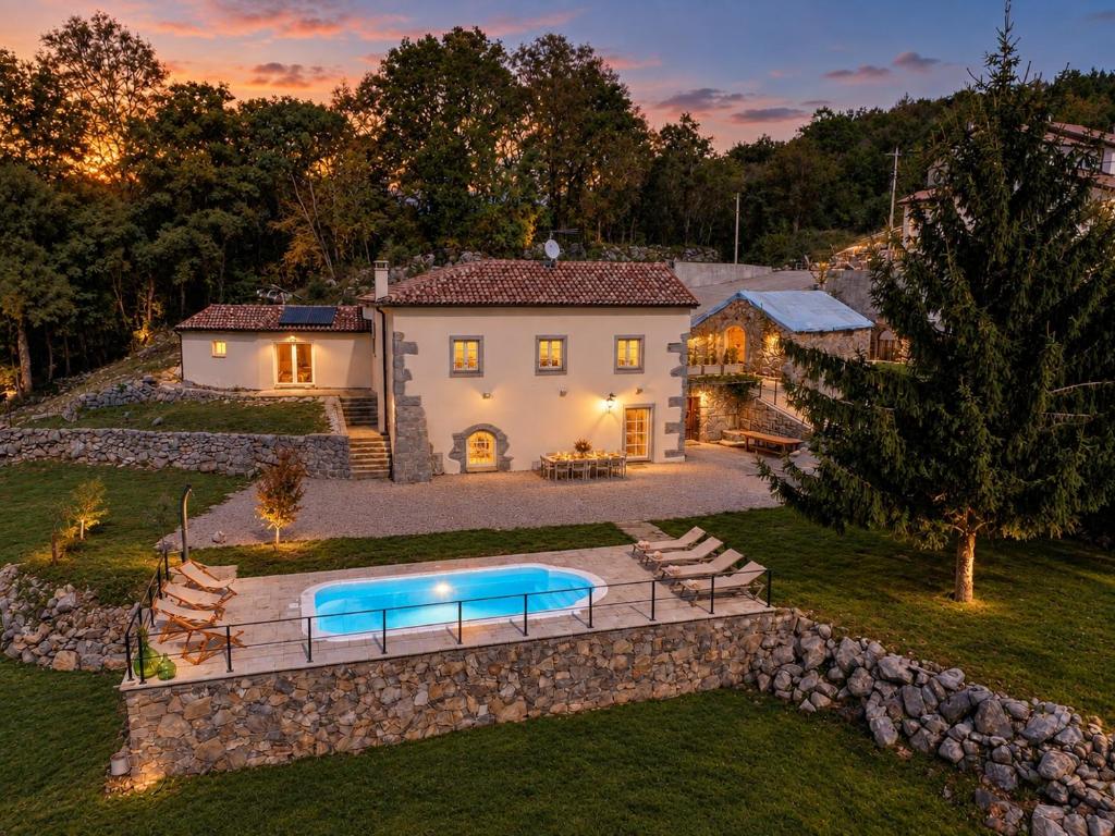 Villa Stancija Kavali stone house, Zvoneća-Opatija