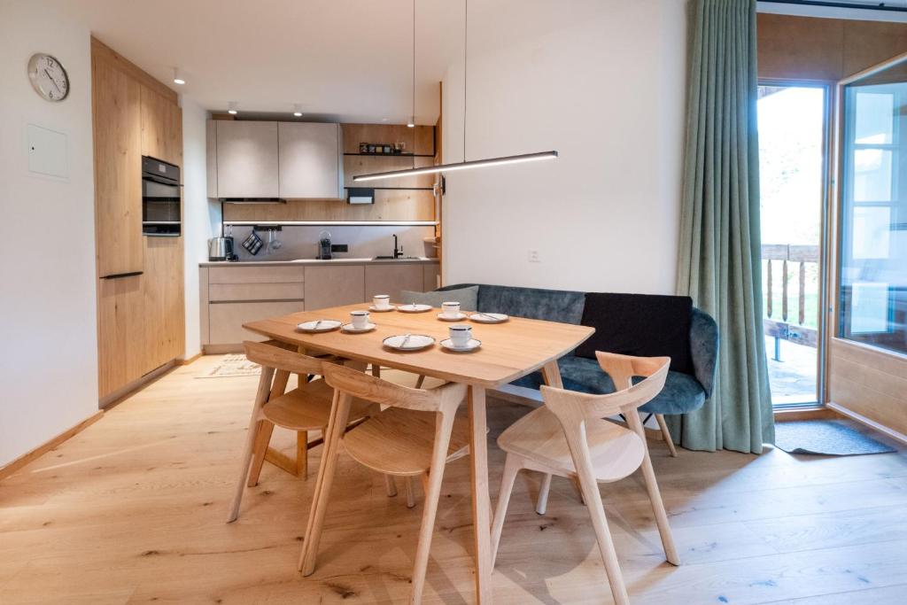 Apartment with hotel spa and pool