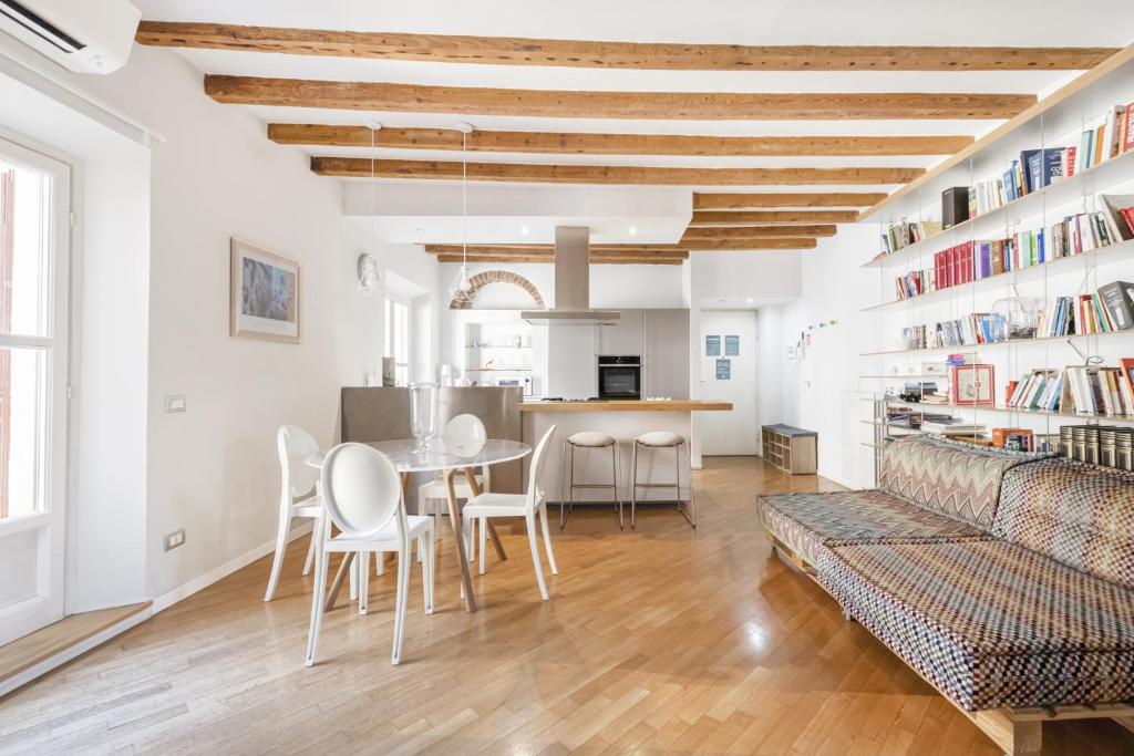 Easylife - Milano - Palazzi 4 - Porta Venezia