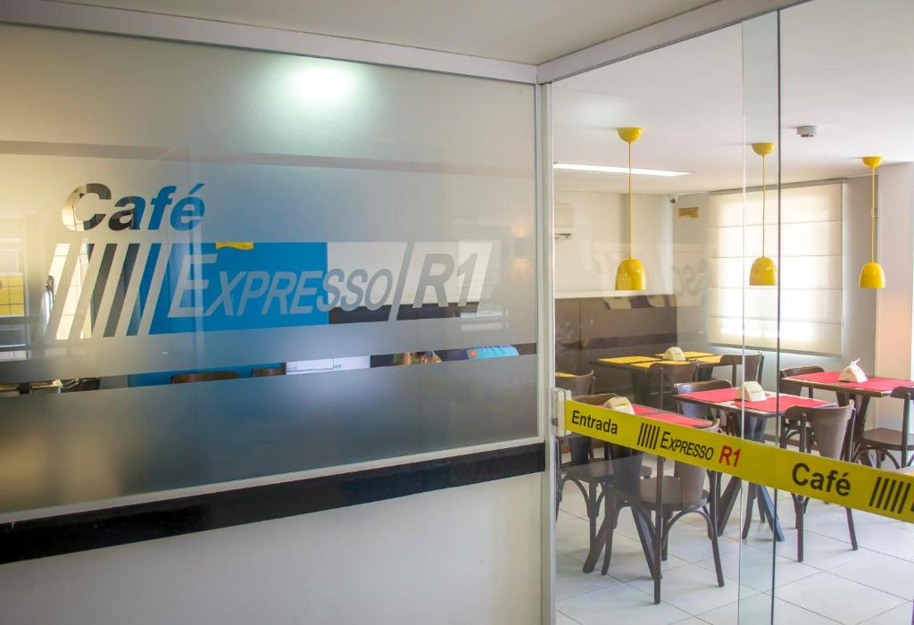  Expresso R1