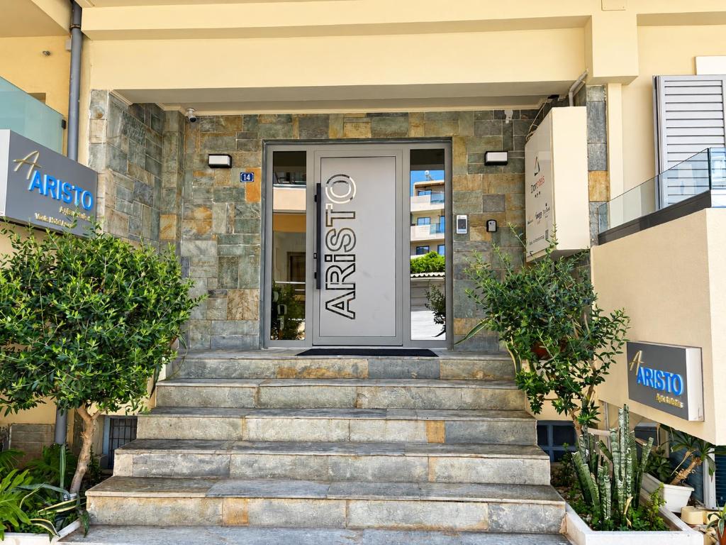 Aristo Apts