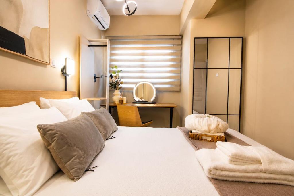 Platon's Golden Nest - Patio - Workspace - High Speed Wifi up to 500Mbps