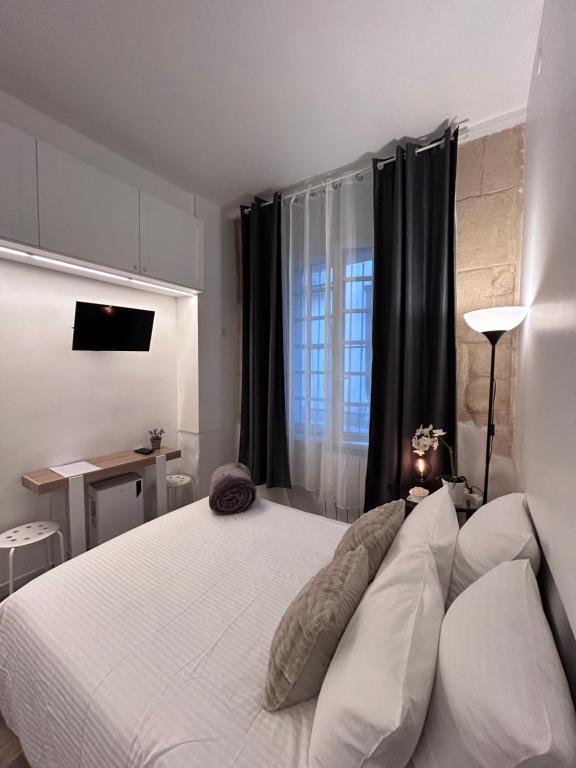 Cozy studio in Saint Germain dès près