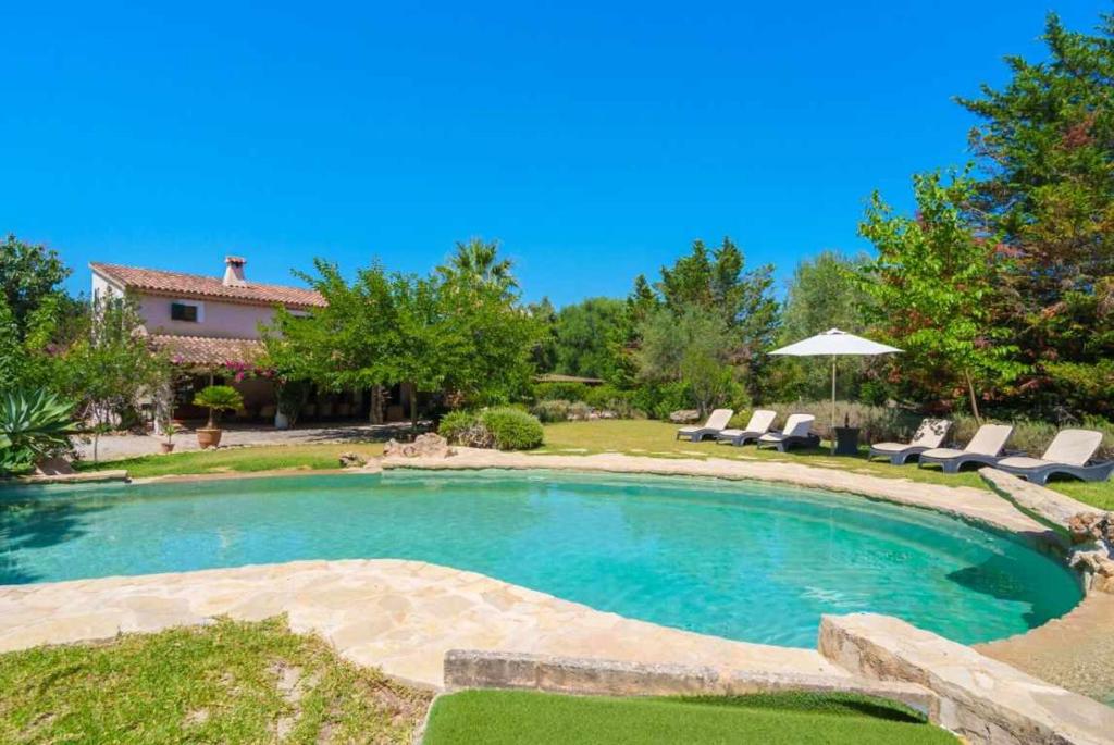Lujosa Finca Pollenca cerca del mar piscina & aacc