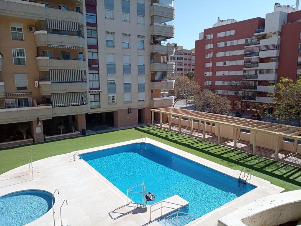10-Minute Walk to Beach | Pool & Parking